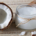 Hydrogenated Coconut Oil in cosmetic raw material lipstick material